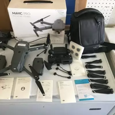 US$ 400.00 Drone DJI Mavic 2 Pro FLY MORE COMBO Central and Western