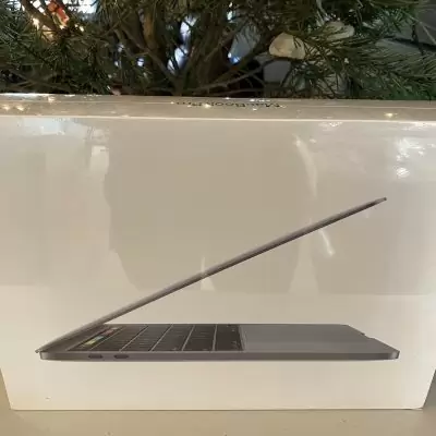 HK$ 6,000.00 Brand New Macbook Pro Central and Western